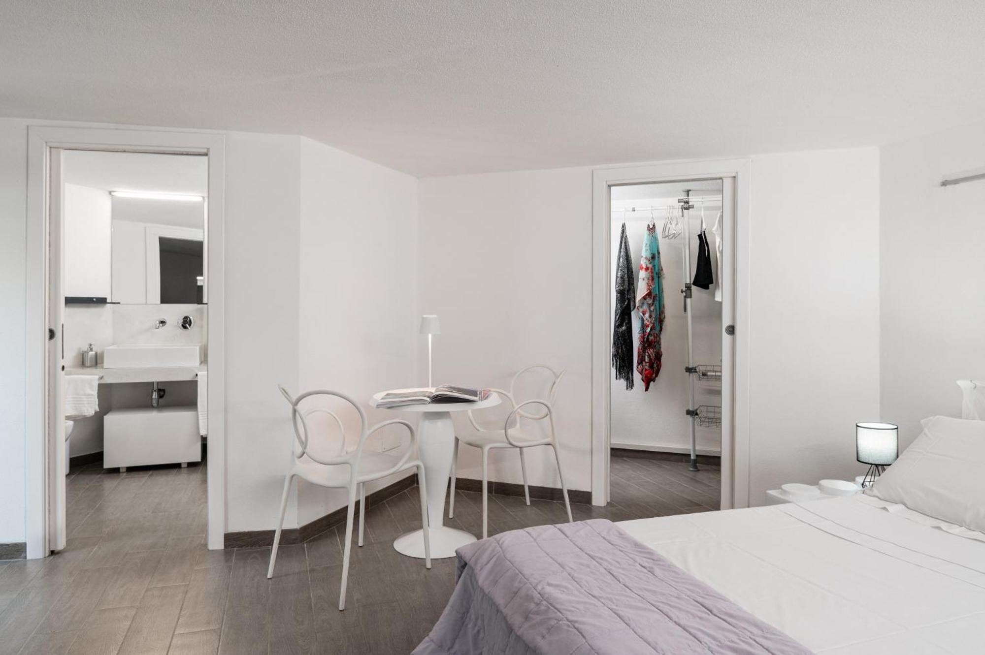 Wlofts 11, 12 & 14 By Klodge Olbia Kültér fotó