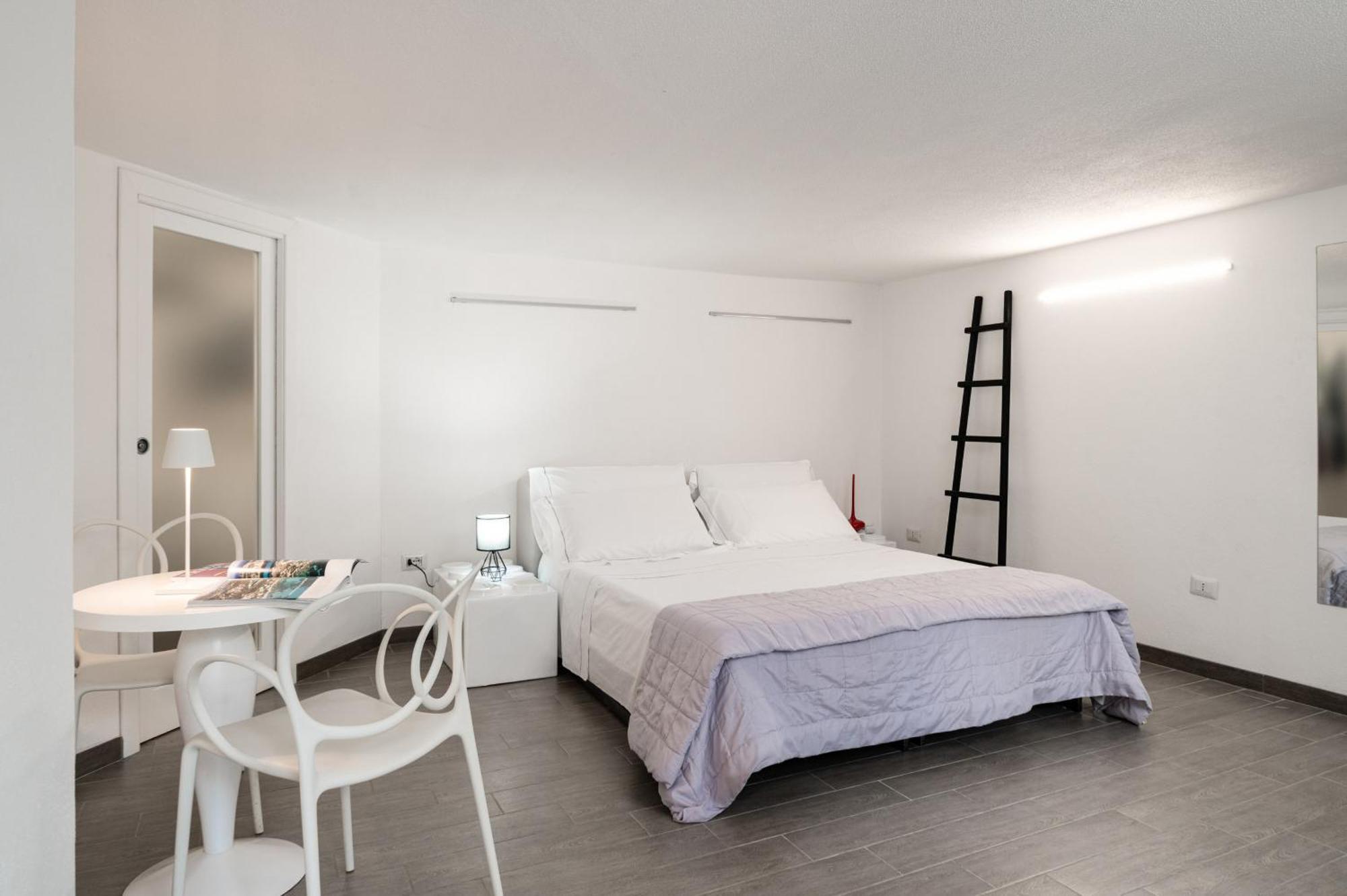 Wlofts 11, 12 & 14 By Klodge Olbia Kültér fotó